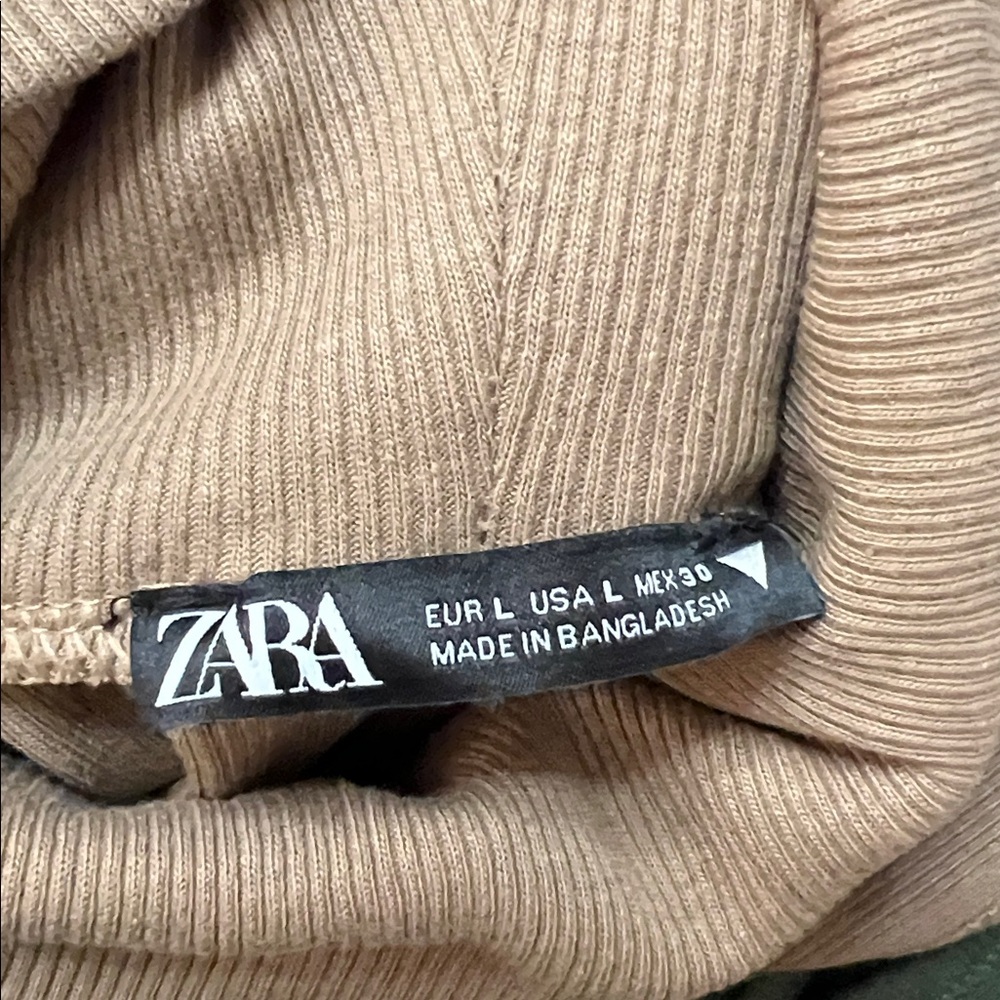 Zara HIGH COLLAR RIB DRESS in LARGE - Picture 3 of 7